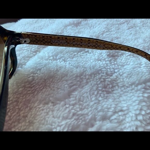 Coach sunglasses - Picture 4 of 4